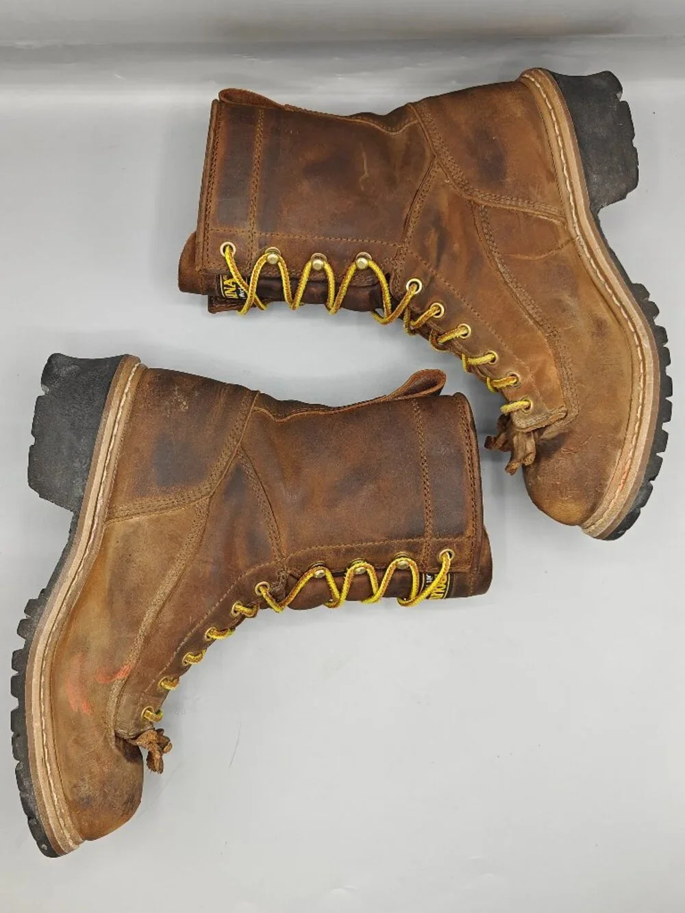 Carolina Elm 8” CA9821 Waterproof Steel Toe Logger Boots Men's Size 9.5 EE